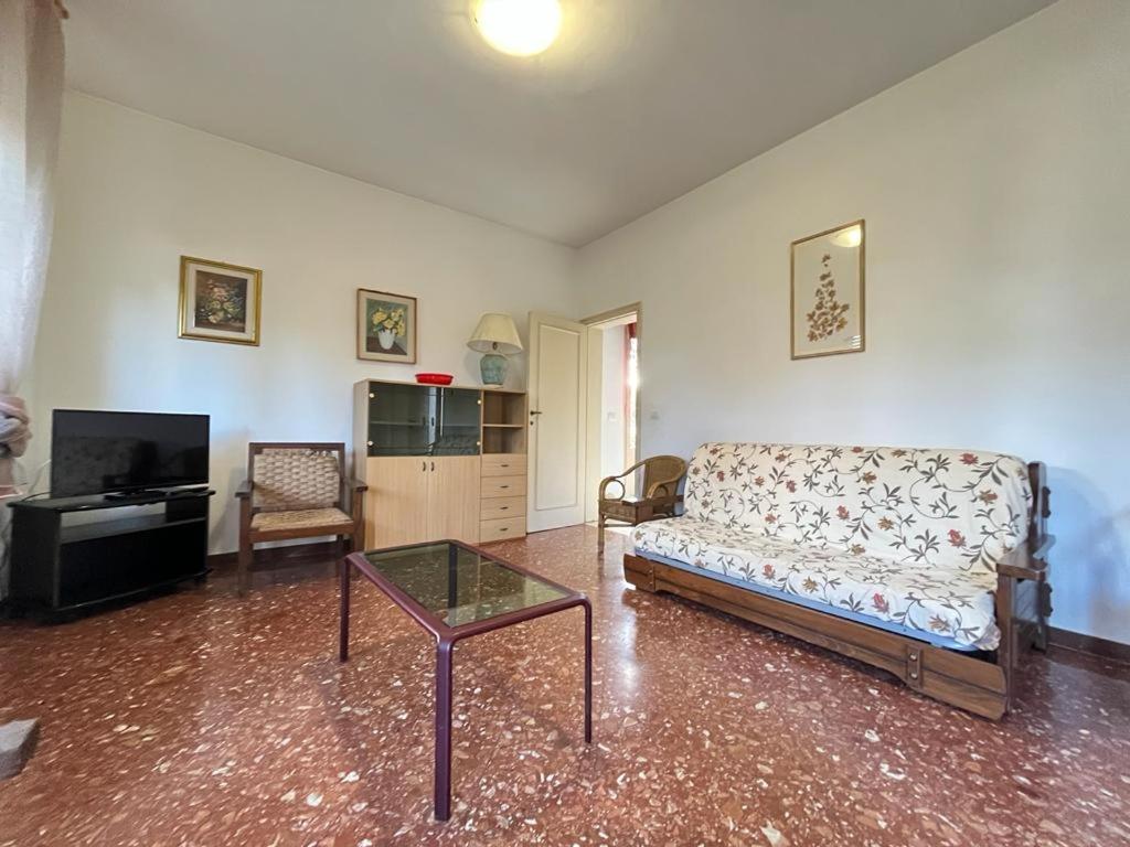 Pineta Apartament تيرّينْيا المظهر الخارجي الصورة