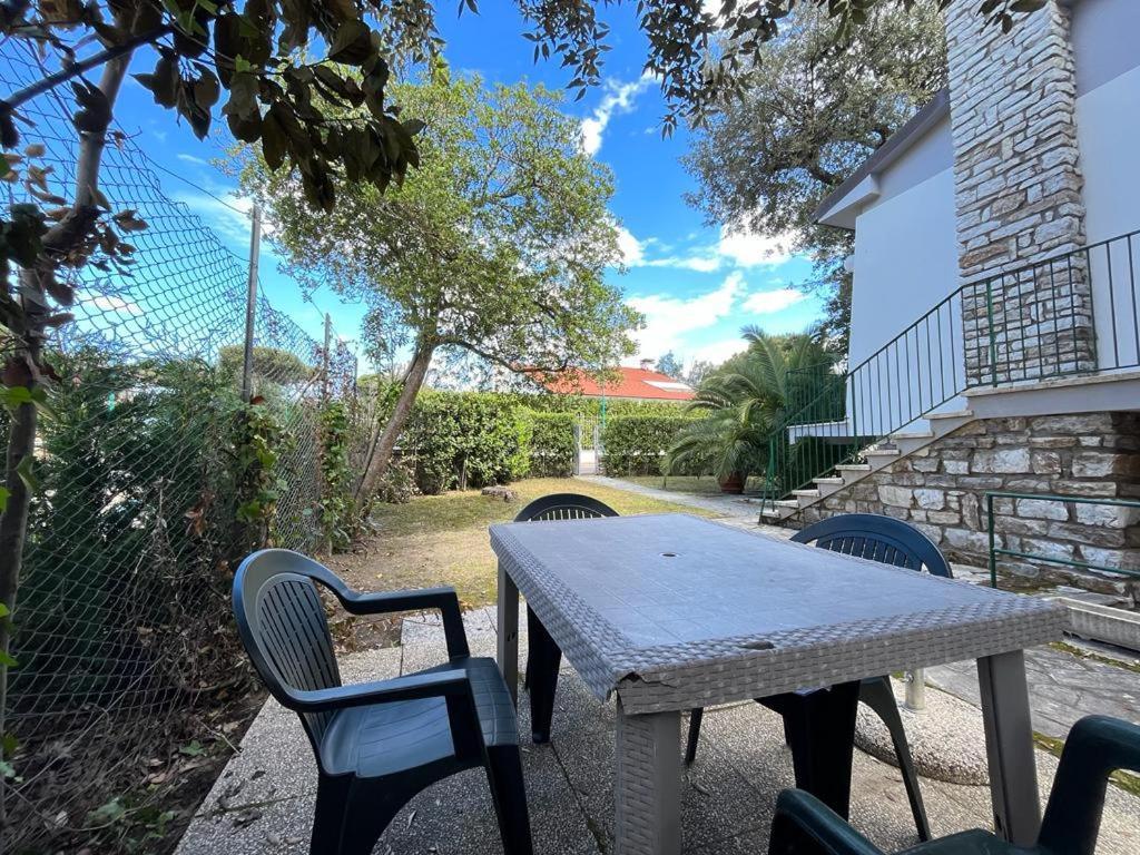 Pineta Apartament تيرّينْيا المظهر الخارجي الصورة