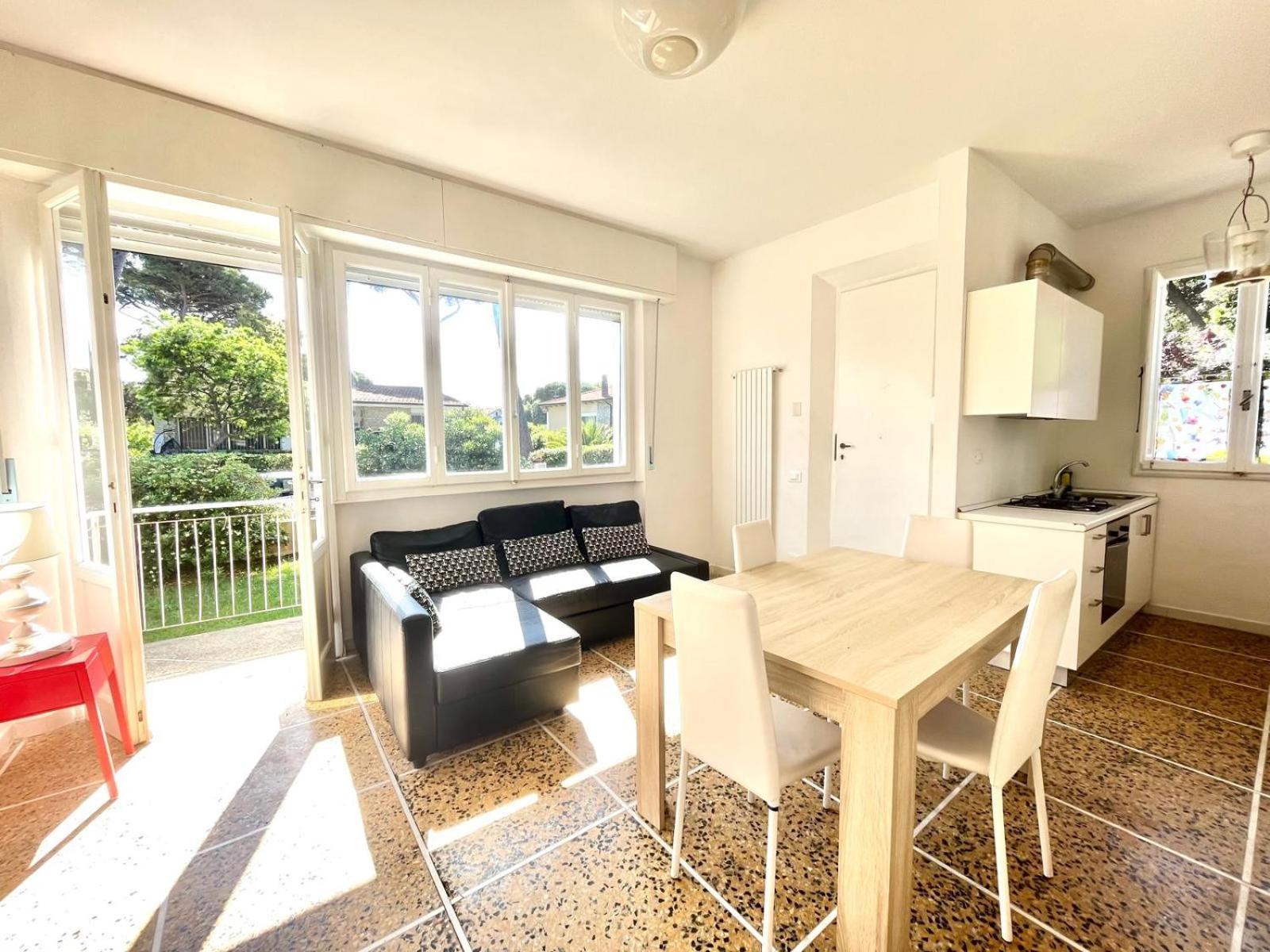 Pineta Apartament تيرّينْيا المظهر الخارجي الصورة