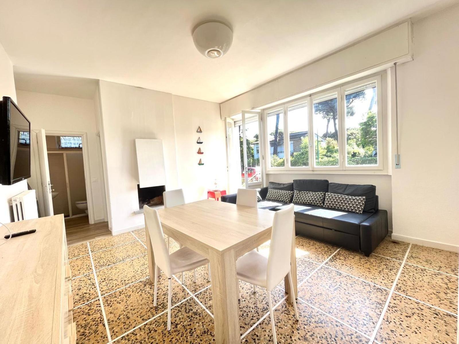 Pineta Apartament تيرّينْيا المظهر الخارجي الصورة