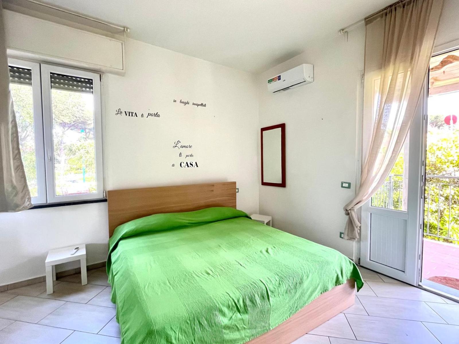Pineta Apartament تيرّينْيا المظهر الخارجي الصورة