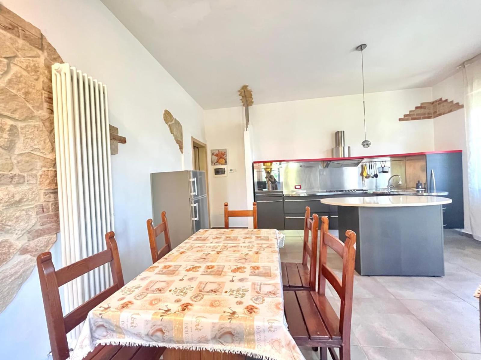 Pineta Apartament تيرّينْيا المظهر الخارجي الصورة