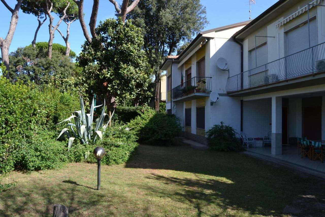 Pineta Apartament تيرّينْيا المظهر الخارجي الصورة